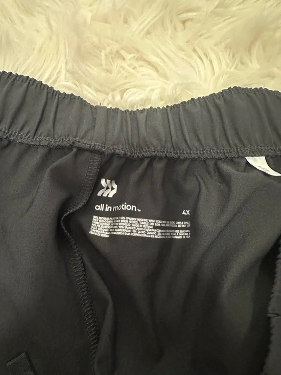 all in motion Black Wide-Leg Pants with bow White Contrast Trim - Picture 3 of 5